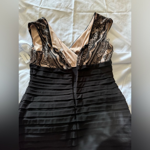 Lana Black and Nude Dress Barn - Picture 8 of 9